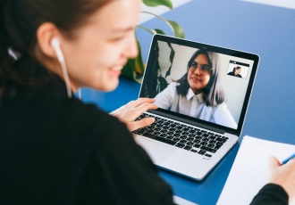 Das perfekte Online-Meeting: Unsere Tipps wie Sie bei der nächsten Zoom-Konferenz überzeugen!